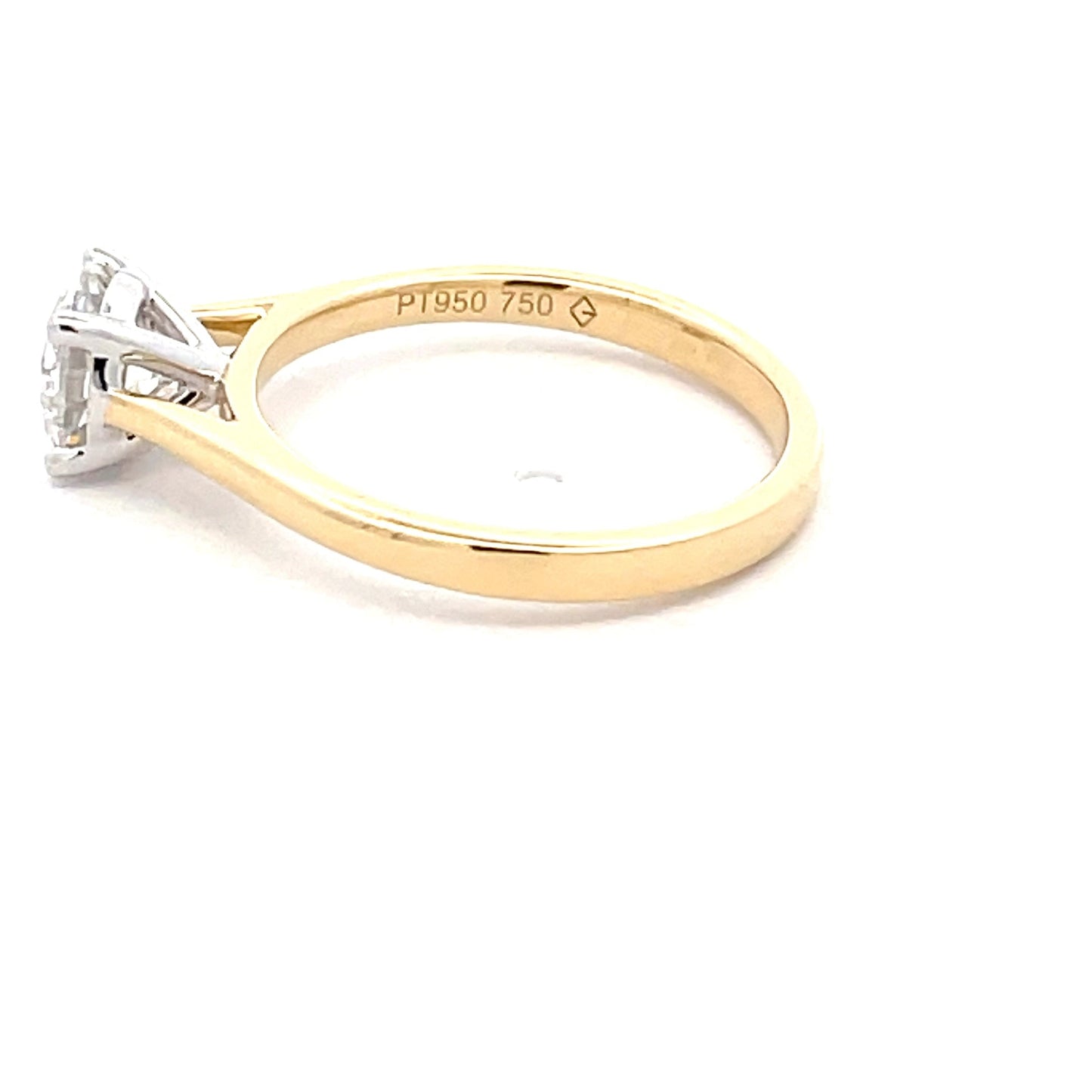 Lab Grown Round Brilliant Cut Diamond ring - 1.00ctys Gardiner Brothers