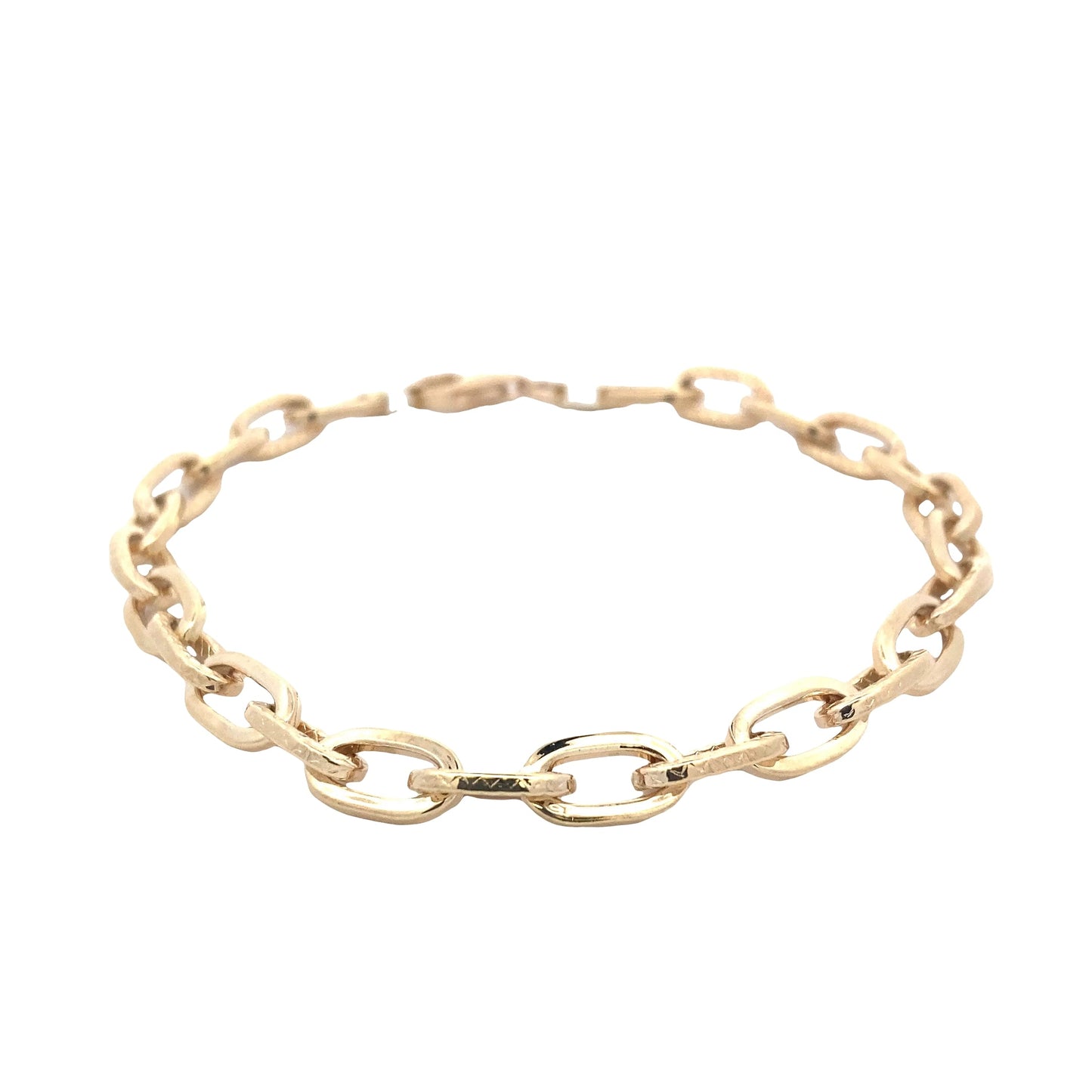Yellow Gold Oblong patterned Link bracelet
