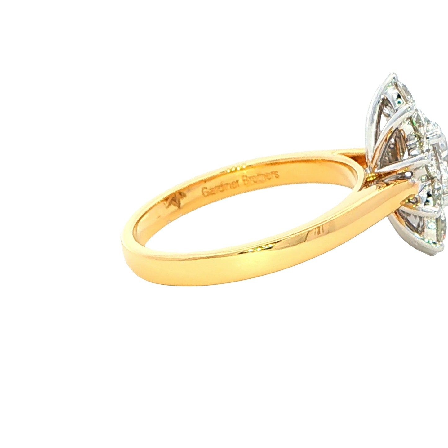 Oval shaped diamond and 10 round brilliant cut diamond cluster style ring - 1.92ct