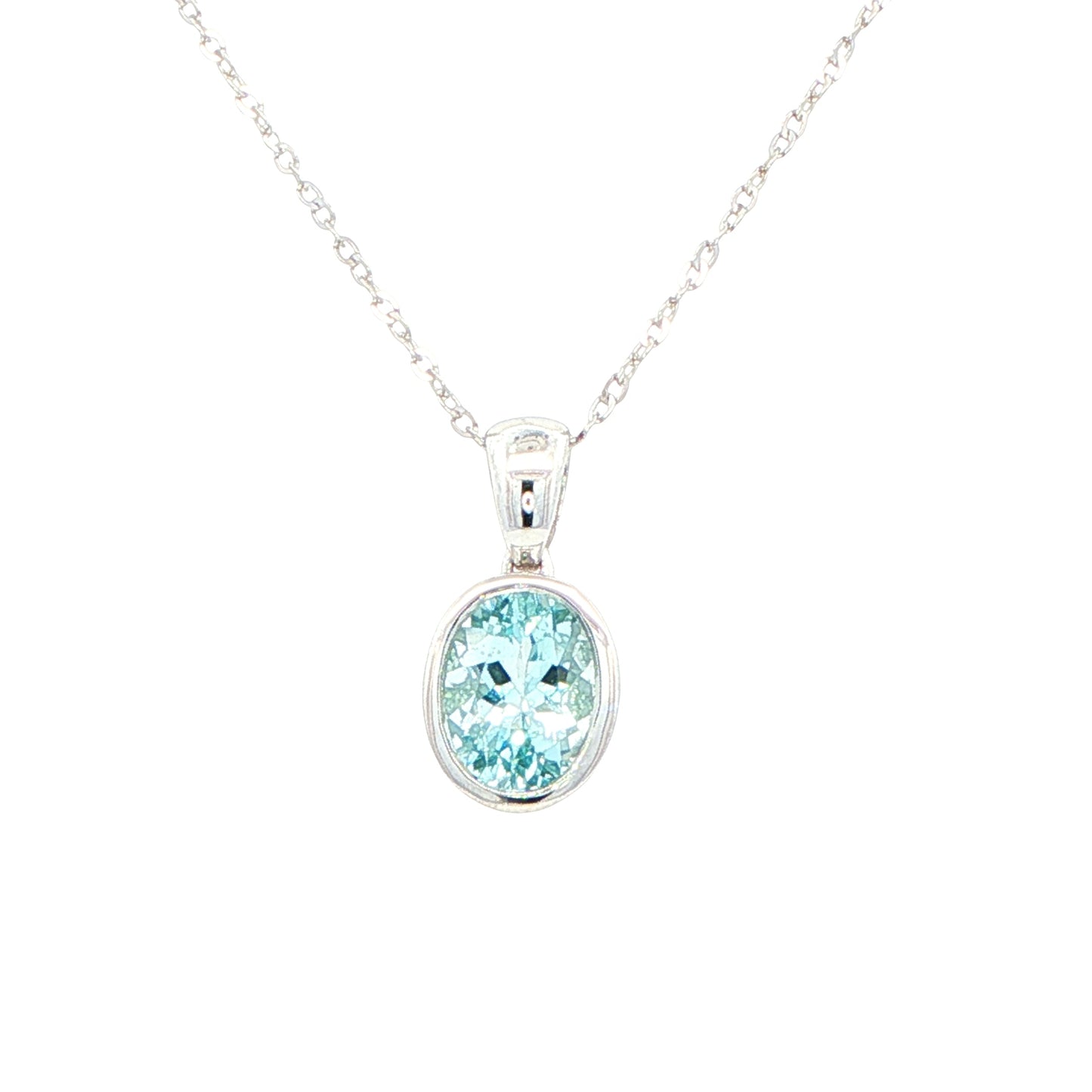Oval Shaped Aquamarine Pendant