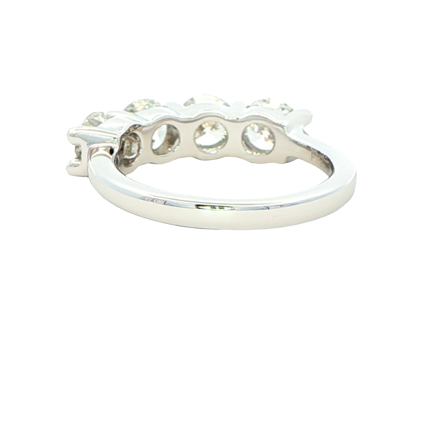 Round Brilliant cut diamond 4 stone eternity ring - 2.40cts