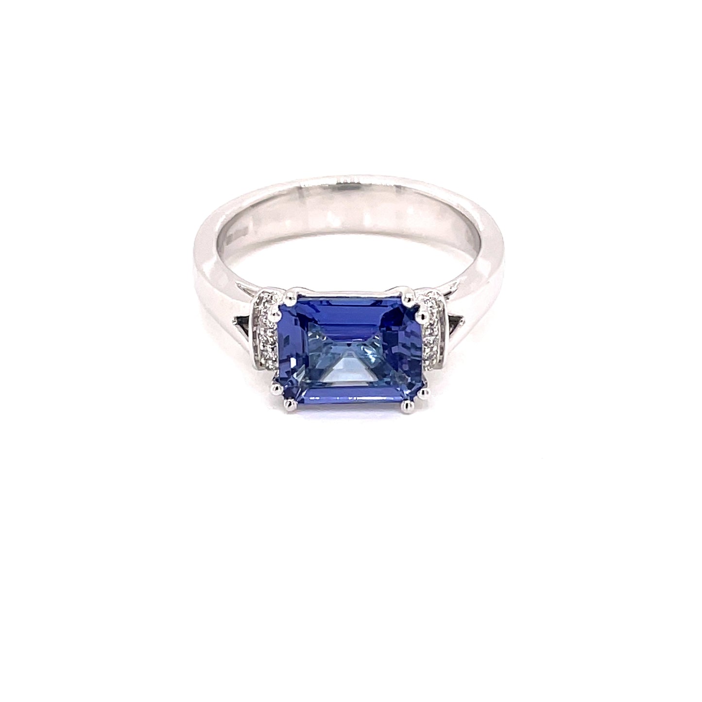 Tanzanite and Diamond Ring Gardiner Brothers
