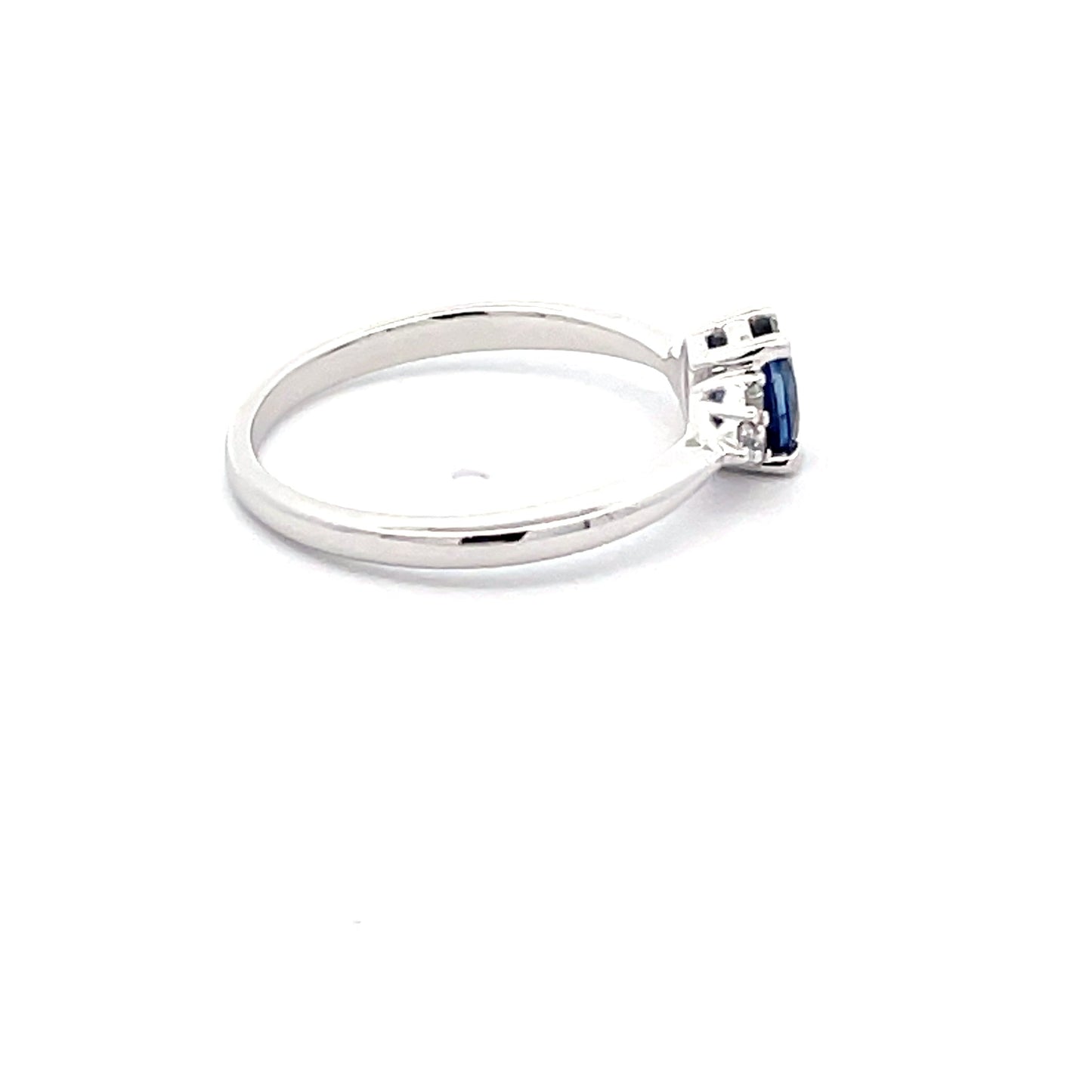 Sapphire and Round brilliant Cut Diamond Ring Gardiner Brothers