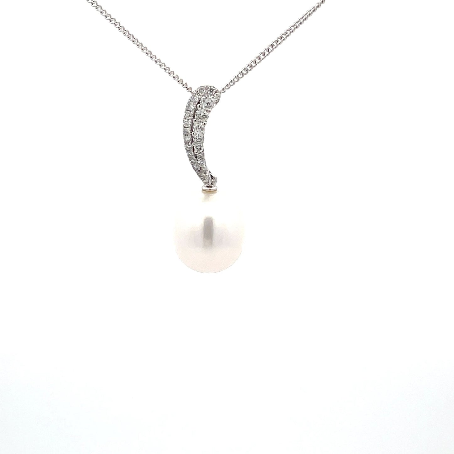 Pearl and Round Brilliant cut diamond drop style pendant Gardiner Brothers