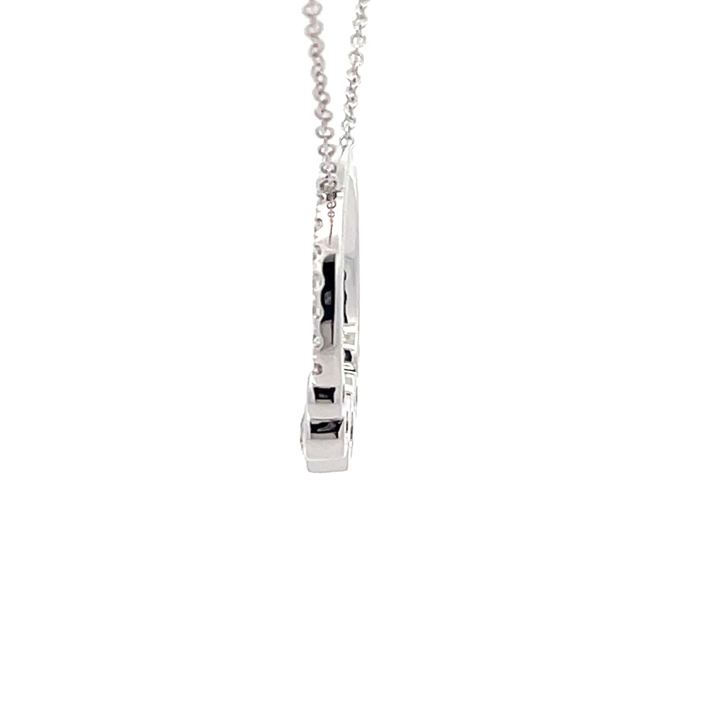 Round Brilliant Cut Diamond Graduated Circle Pendant Gardiner Brothers
