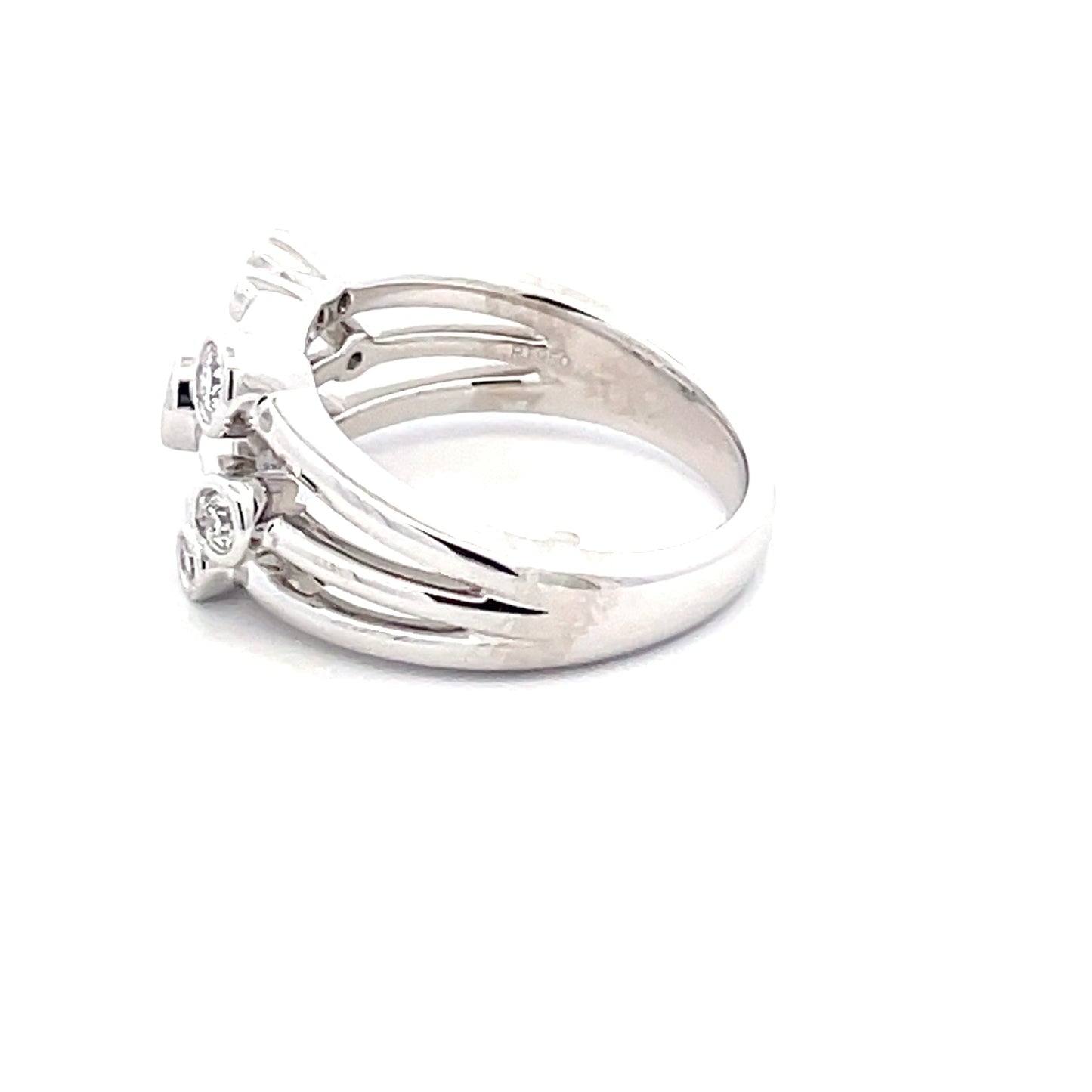 DIAMOND BUBBLE STYLE RING Gardiner Brothers