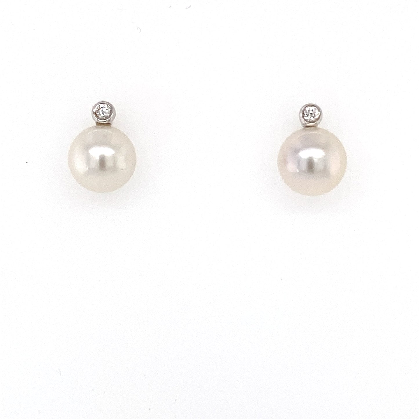 Akoya Peal and Round Brilliant Cut Diamond Earrings Gardiner Brothers