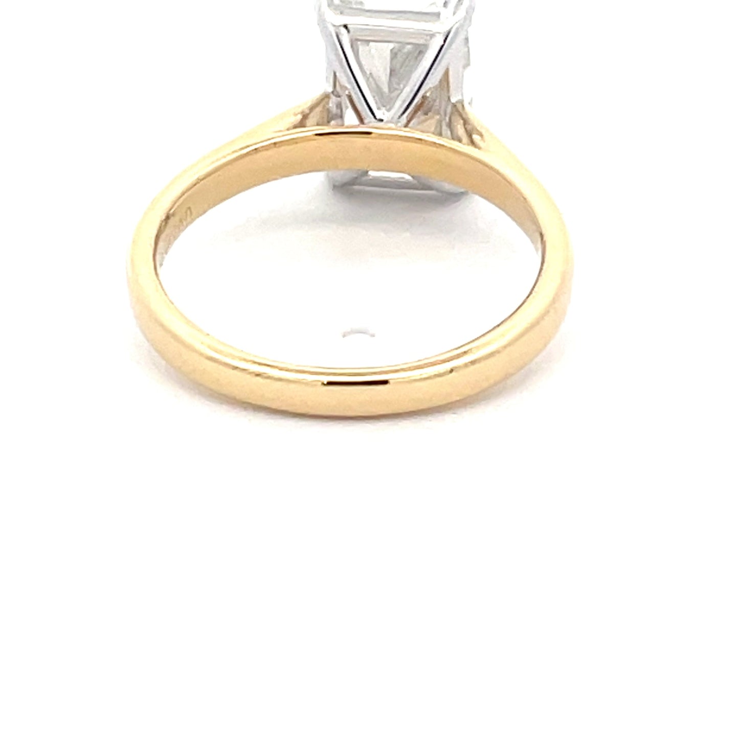 Lab Grown Radiant Cut Diamond Solitaire Ring - 2.91cts Gardiner Brothers