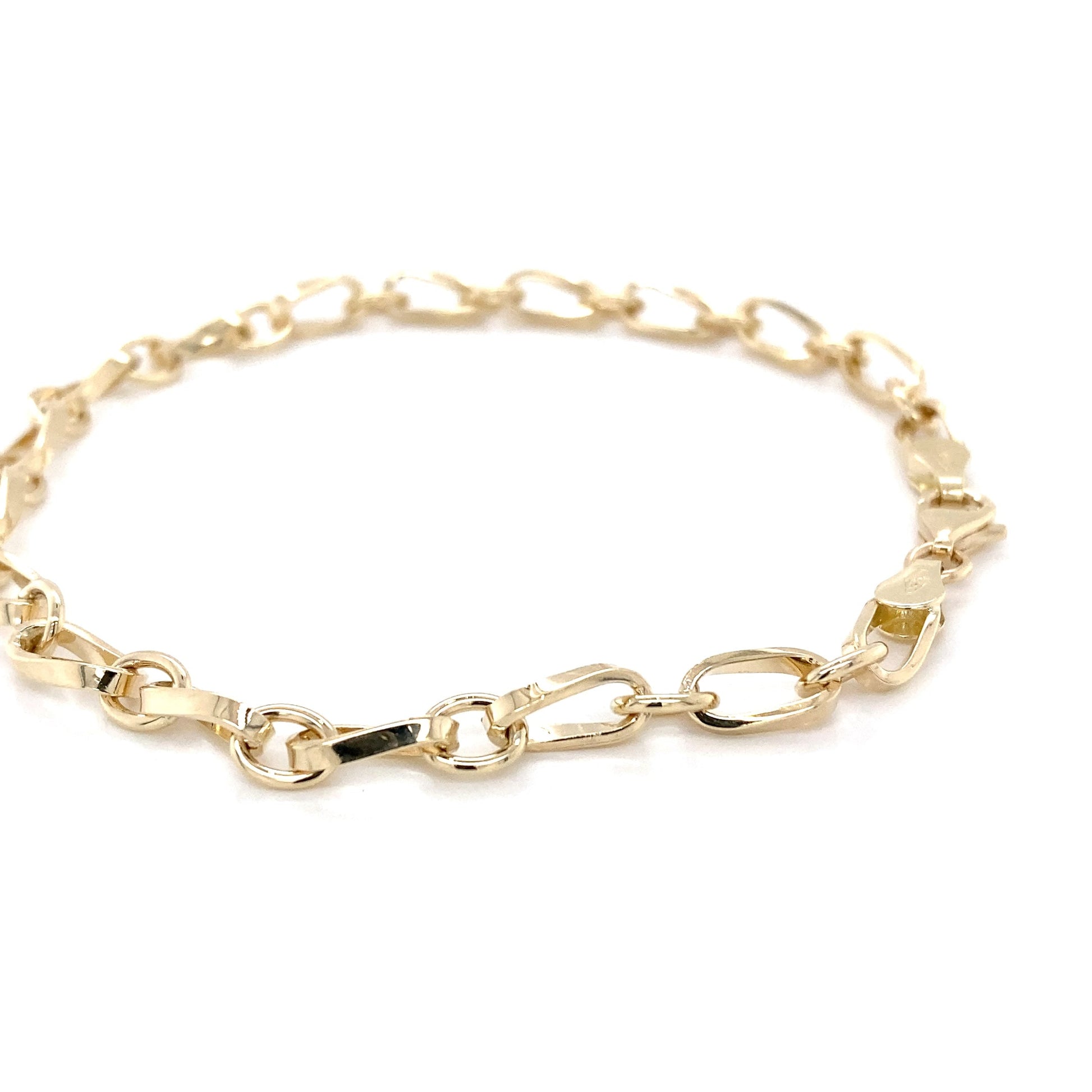 Yellow Gold Twisted Link Style Bracelet Gardiner Brothers