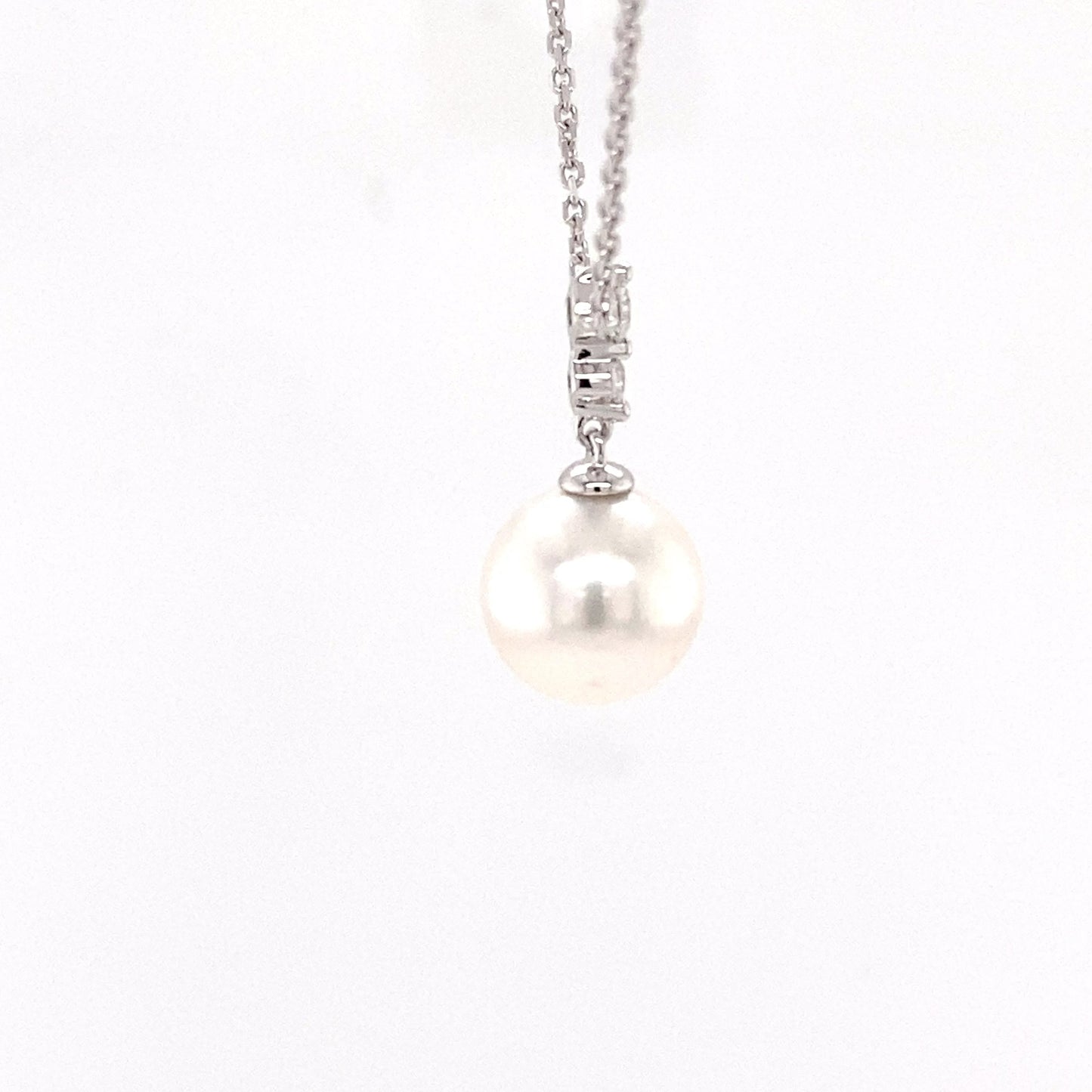 Akoya Pearl and round brilliant cut diamond drop pendant Gardiner Brothers