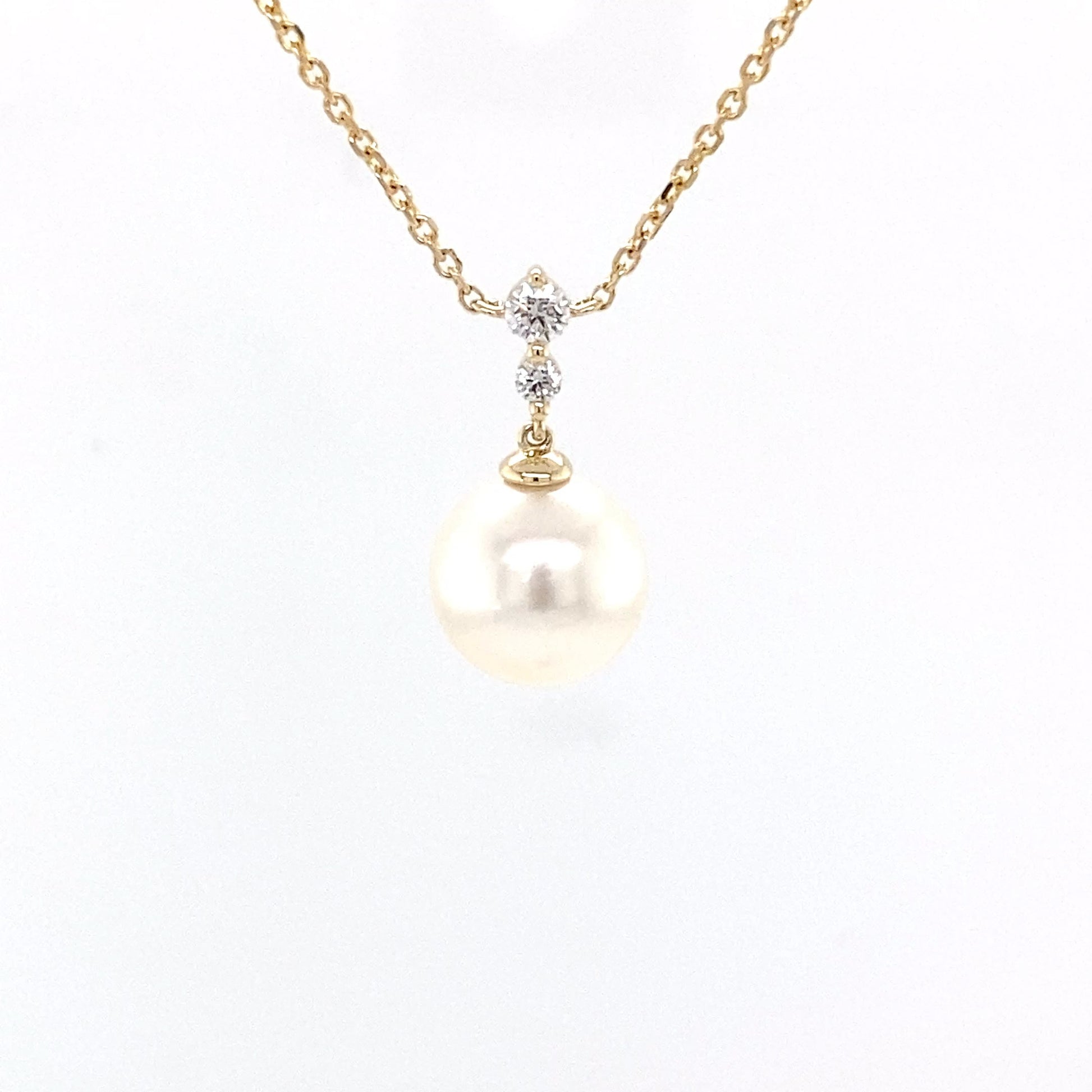 Akoya pearl and round brilliant cut diamond drop pendant Gardiner Brothers