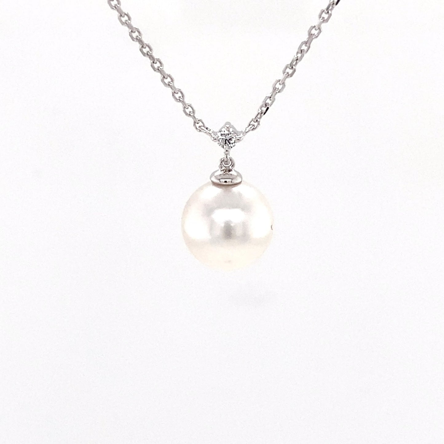 Akoya Pearl and single round brilliant cut diamond drop pendant Gardiner Brothers