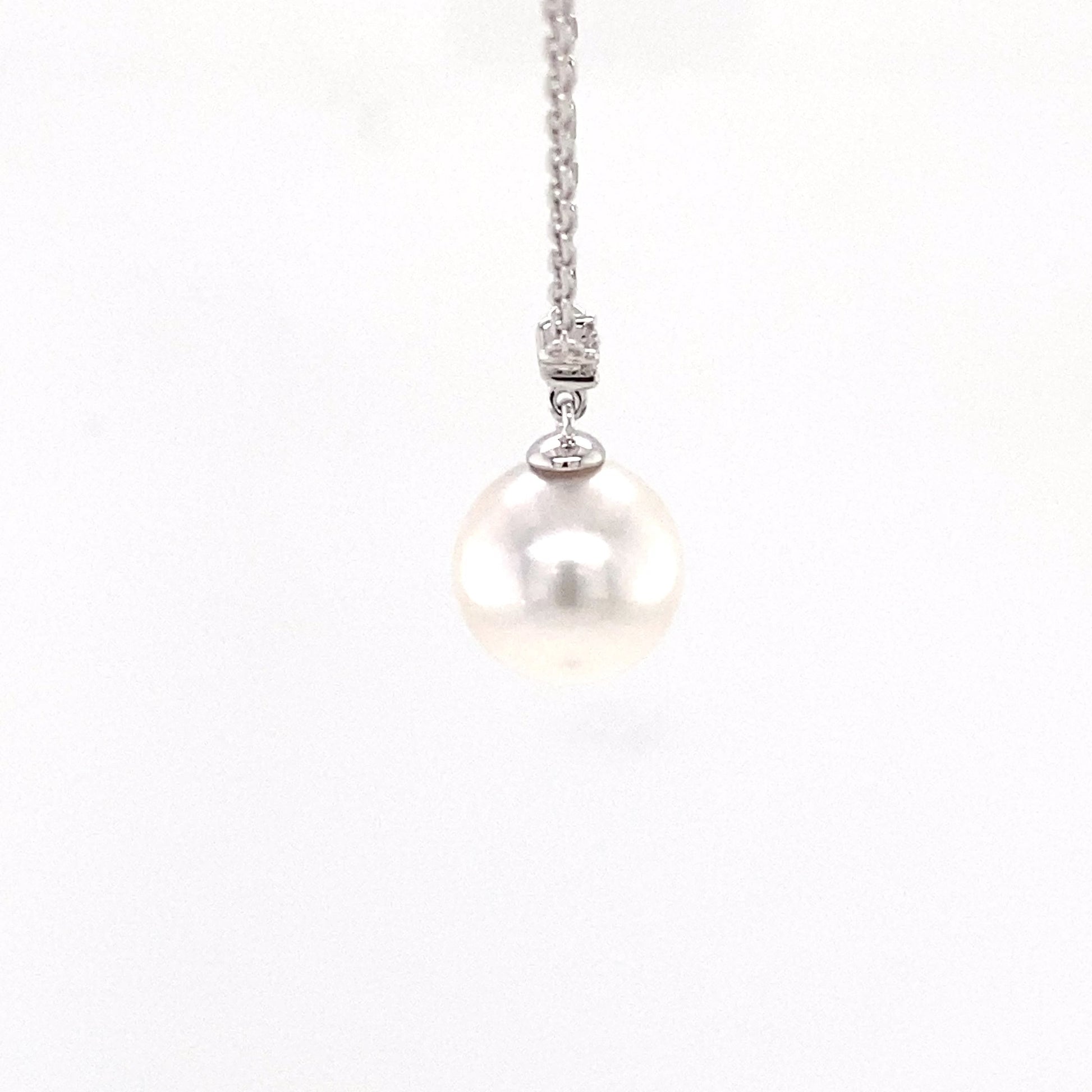 Akoya Pearl and single round brilliant cut diamond drop pendant Gardiner Brothers