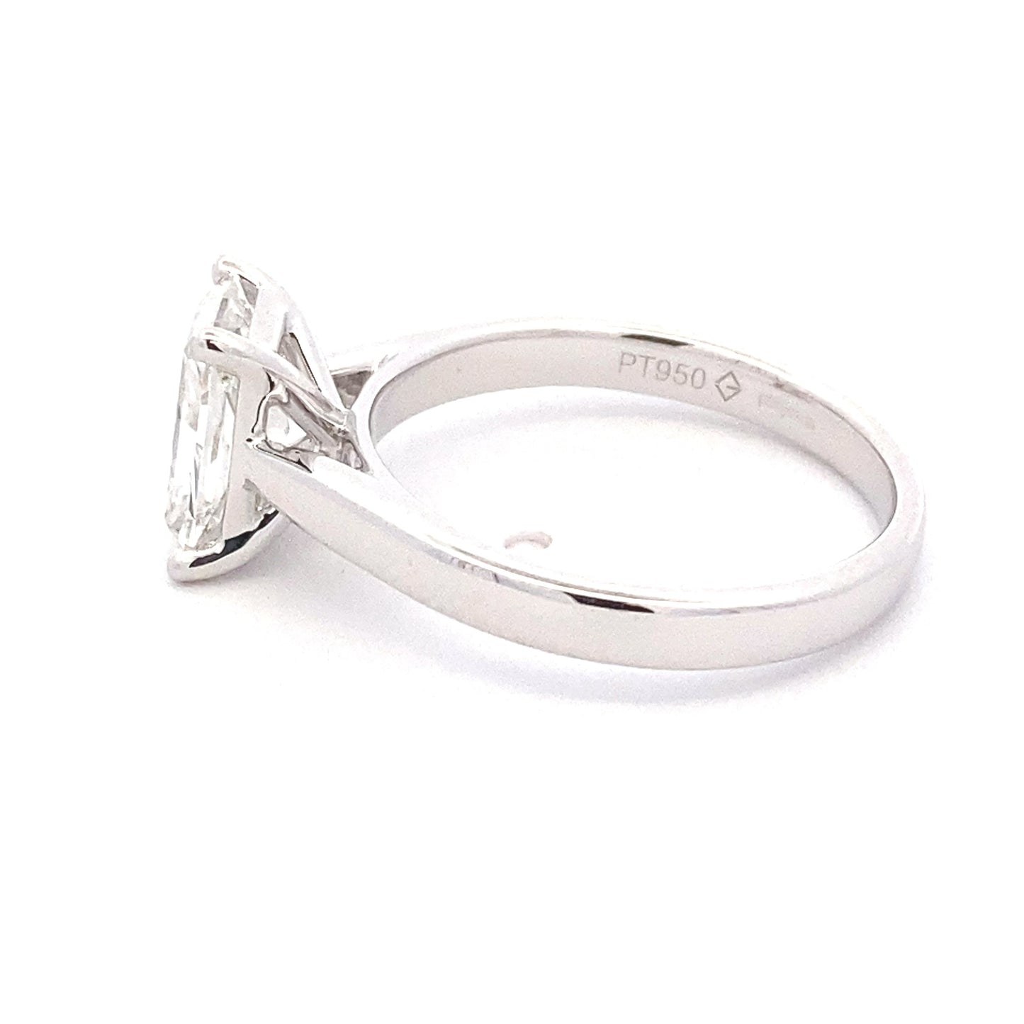 Lab Grown Radiant cut diamond solitaire ring - 1.50cts Gardiner Brothers