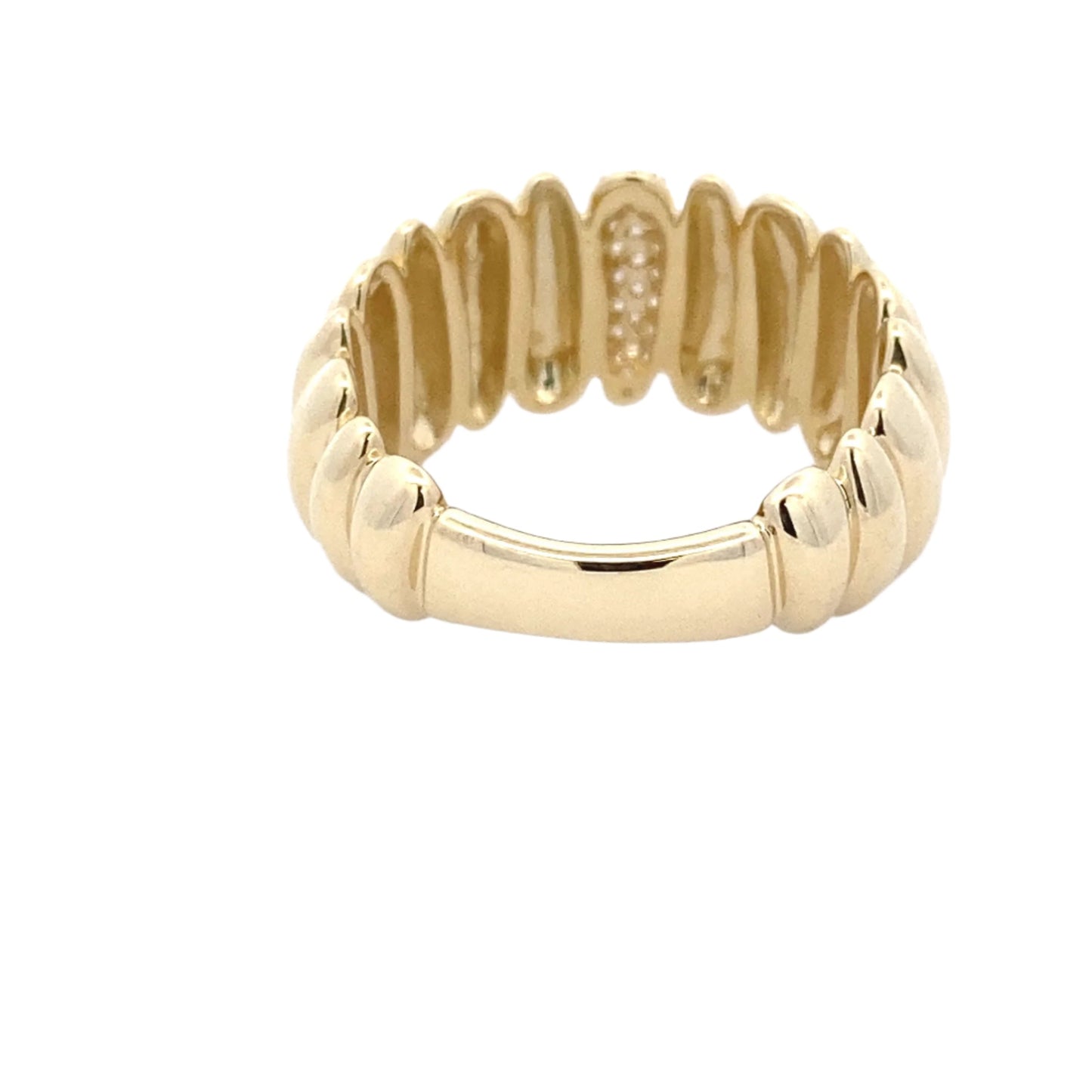 Yellow gold fancy patterned ring with round brilliant cut diamonds