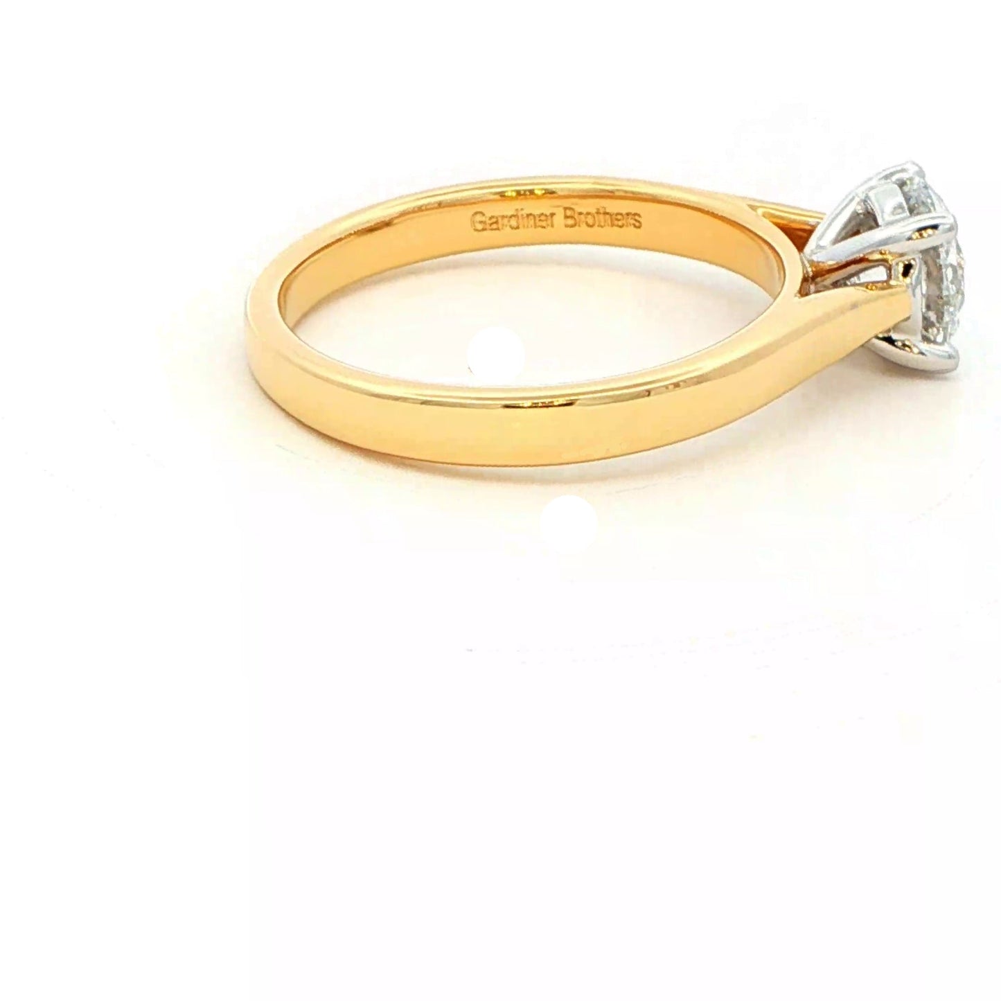 Yellow Gold Round Brilliant Cut Diamond Solitaire Ring - 0.90cts Gardiner Brothers
