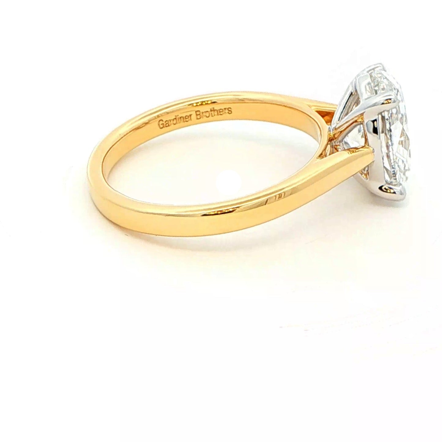 Yellow Gold Oval shaped diamond solitaire ring - 2.40cts Gardiner Brothers