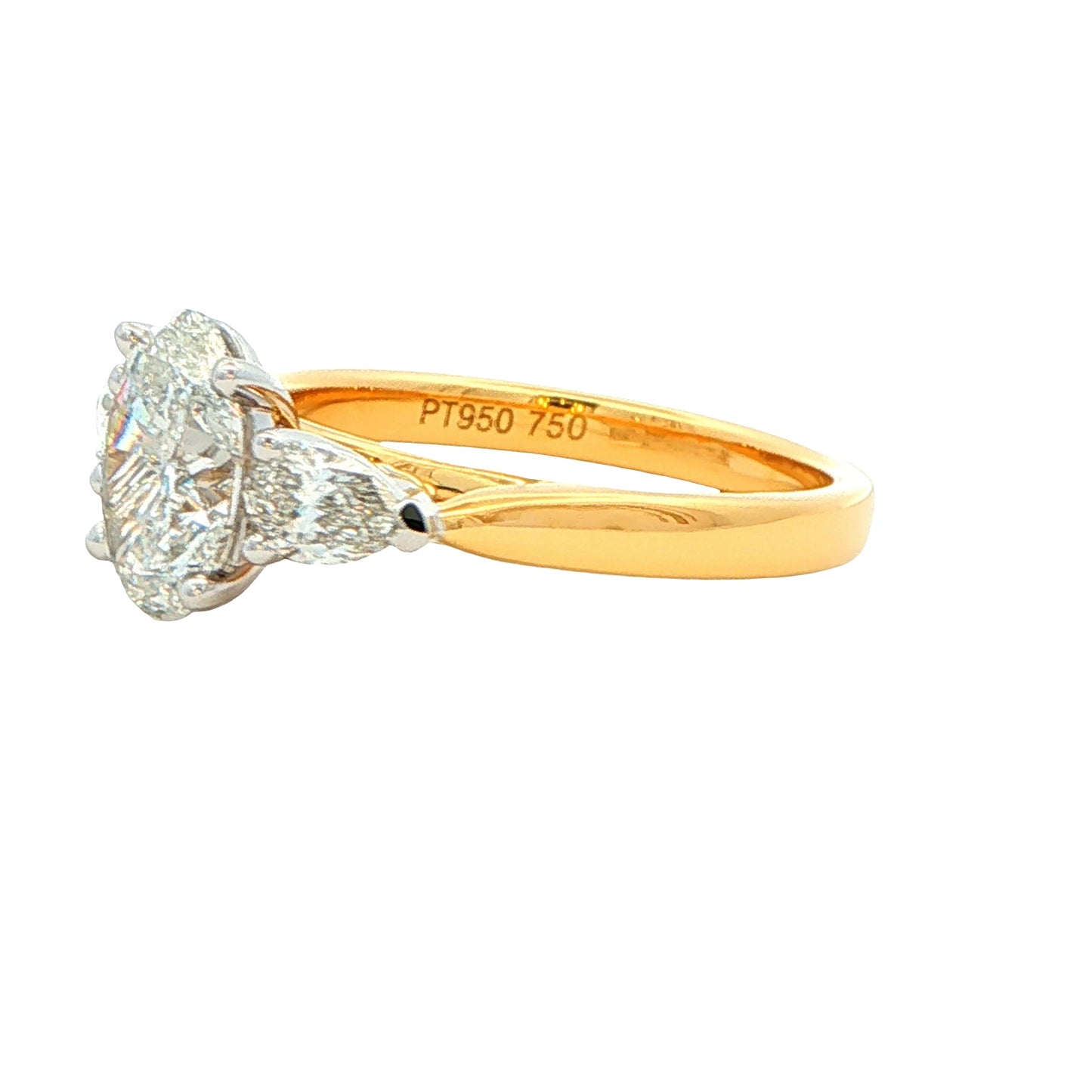 Oval and pear shaped diamond 3 stone ring - 1.95cts