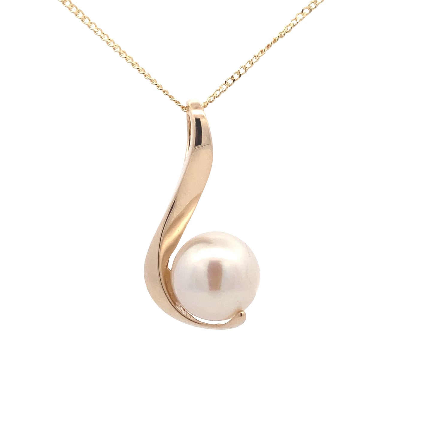 Yellow Gold Fancy Style Fresh Water Pearl Pendant