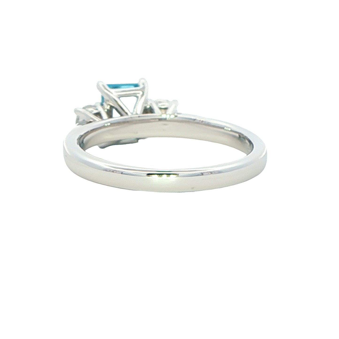 Octagonal Aquamarine and round brilliant cut diamond ring