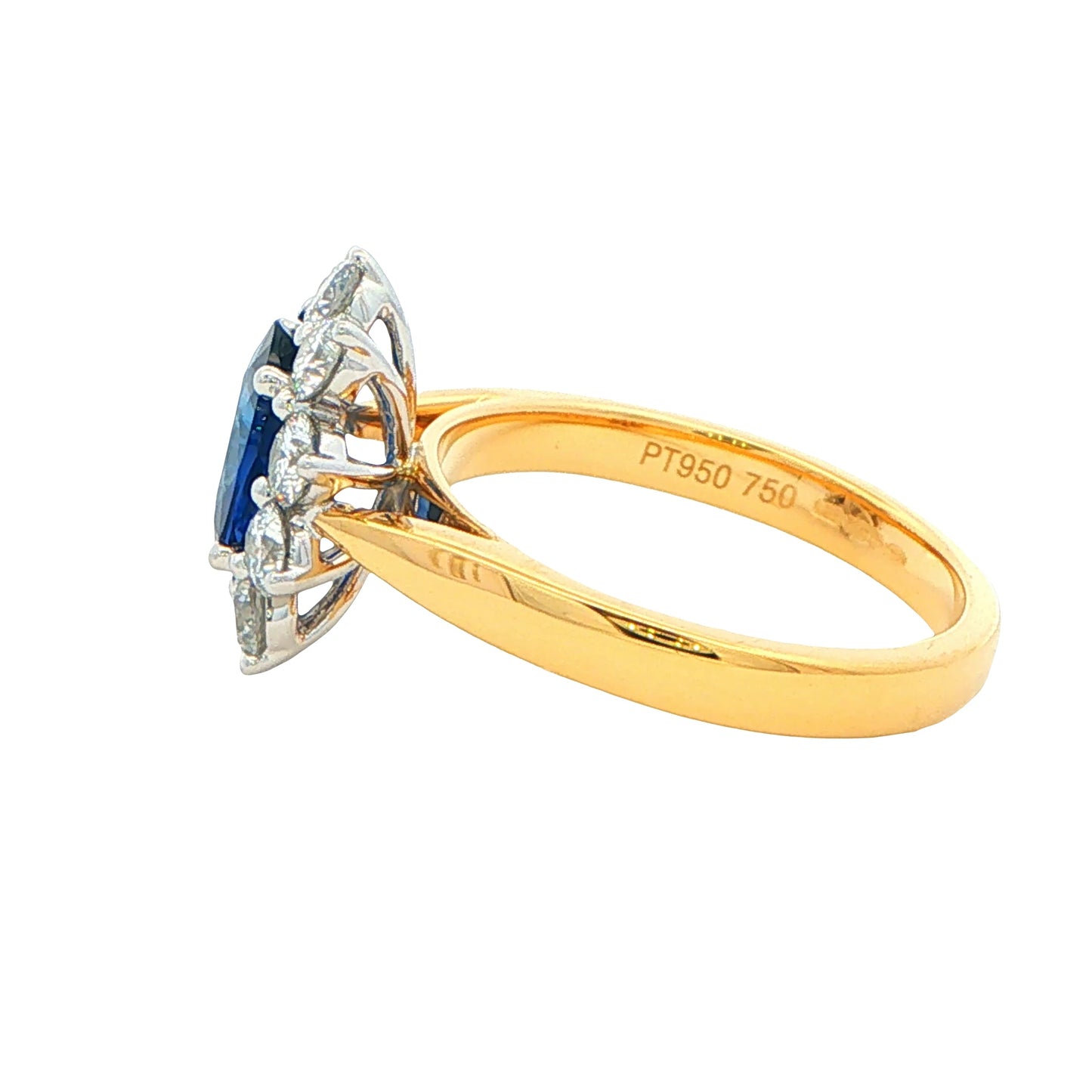 SAPPHIRE AND ROUND BRILLIANT CUT DIAMOND CLUSTER STYLE RING Gardiner Brothers