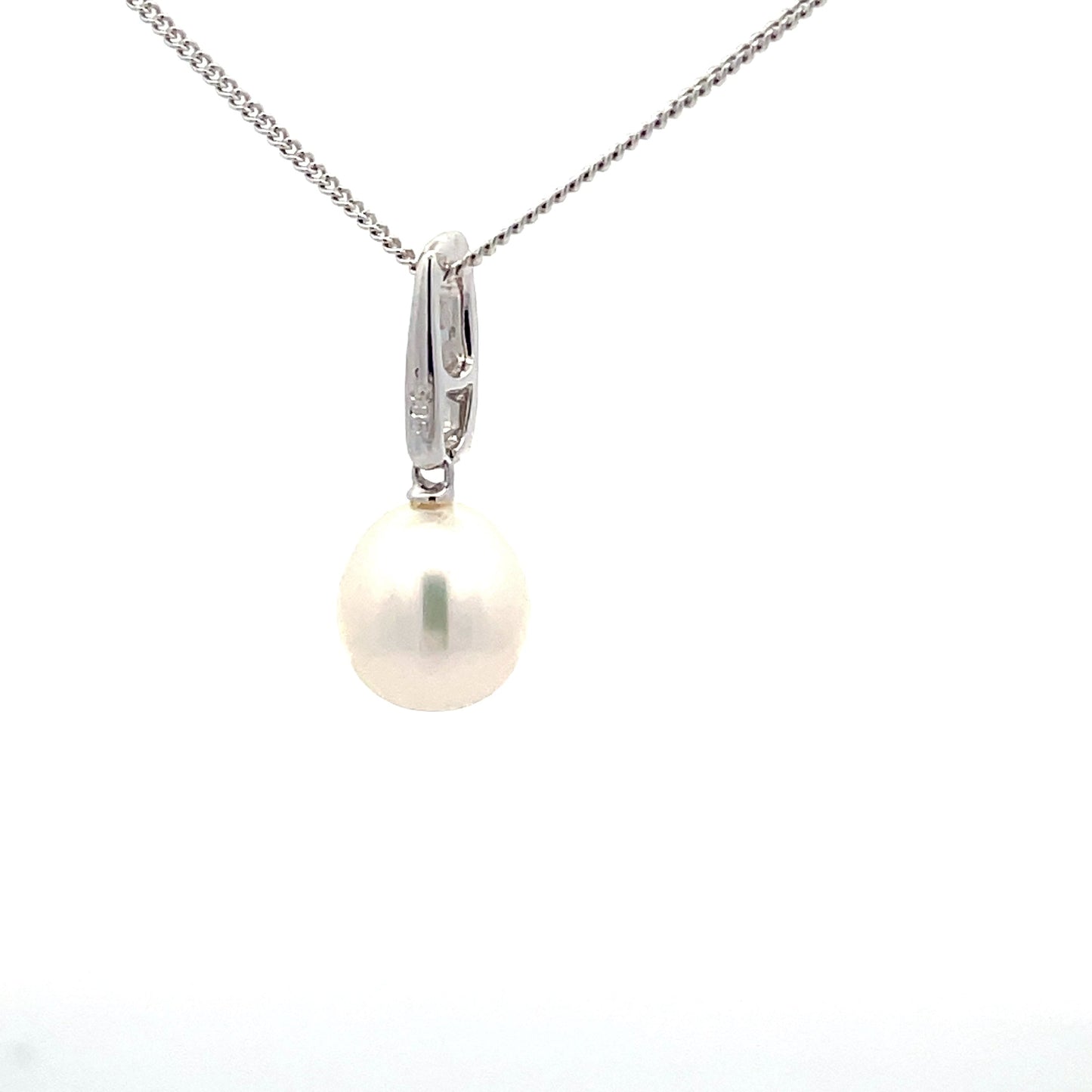 Pearl and Round Brilliant cut diamond drop style pendant  Gardiner Brothers