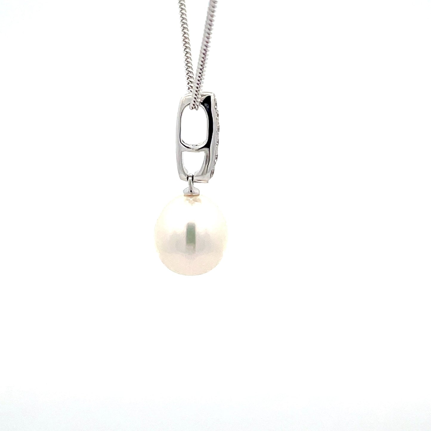 Pearl and Round Brilliant cut diamond drop style pendant  Gardiner Brothers