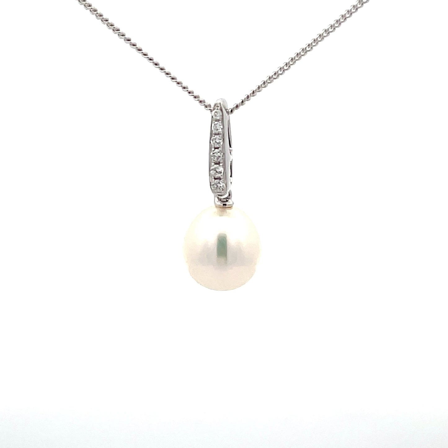 Pearl and Round Brilliant cut diamond drop style pendant  Gardiner Brothers